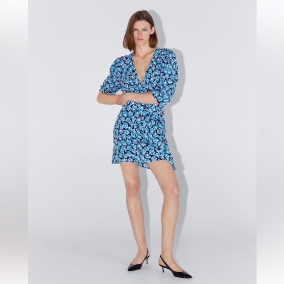 Zara Blue Floral Balloon Sleeve Faux Wrap Mini Dress- Bloggers Fave Size Medium - Picture 3 of 16